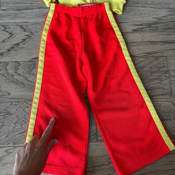 Vintage 1970s Jones Wear 4T Red Tracksuit Jumpsuit Kids Retro - Nostalgia - Picture 7 of 10